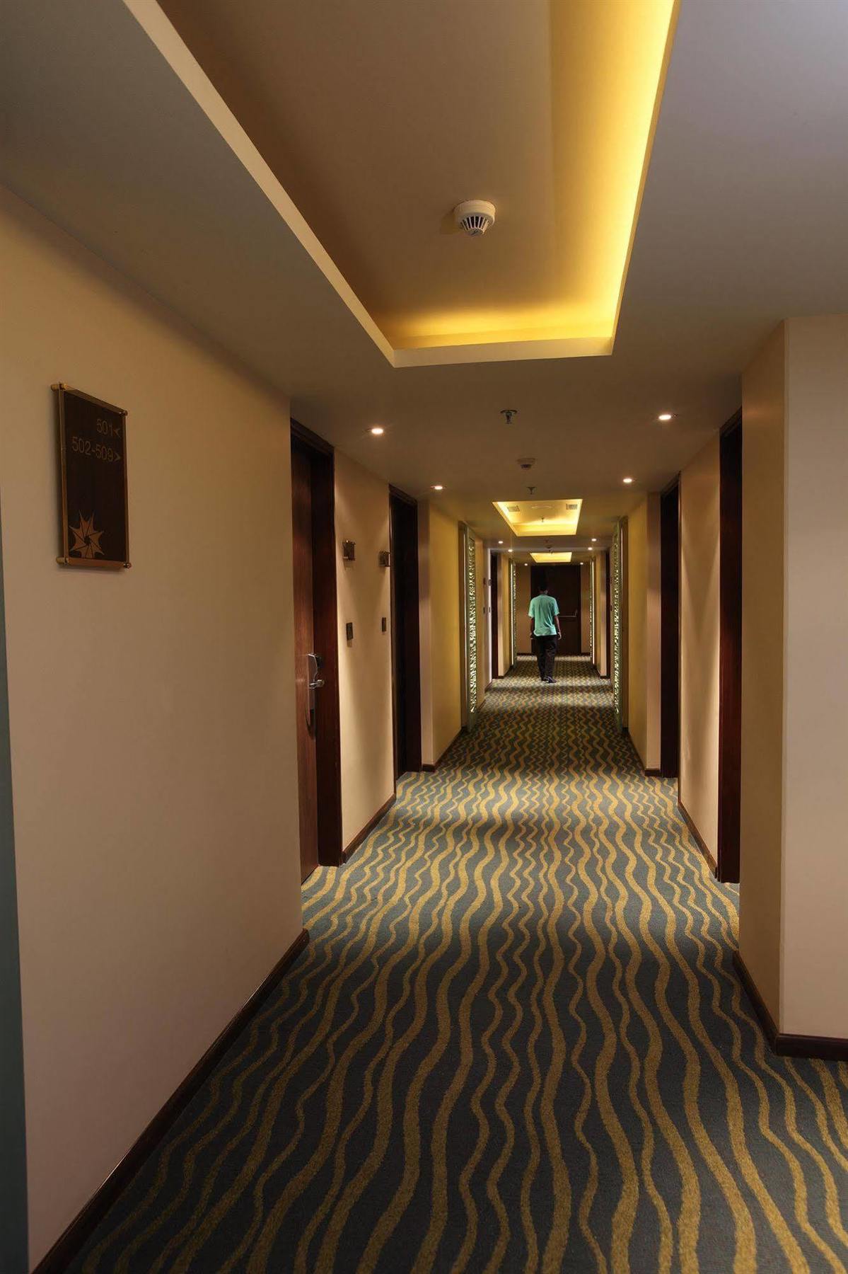 Hotel Vrisa Jaipur Bagian luar foto